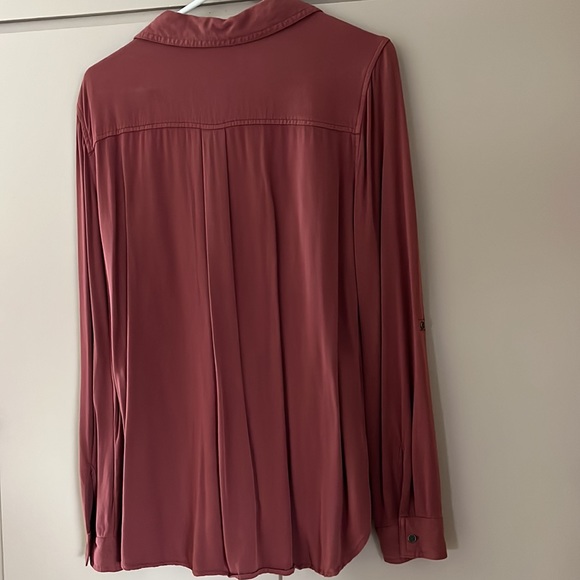 Rust/brown shirt - Picture 2 of 3